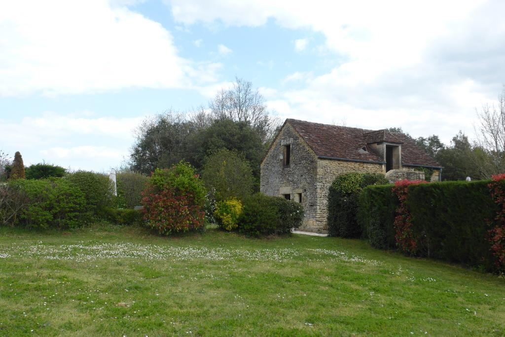 Studio De Charme Abelia Guest House Saint-Crépin-et-Carlucet Eksteriør bilde
